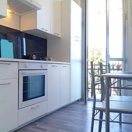 Covenate House Apartman *