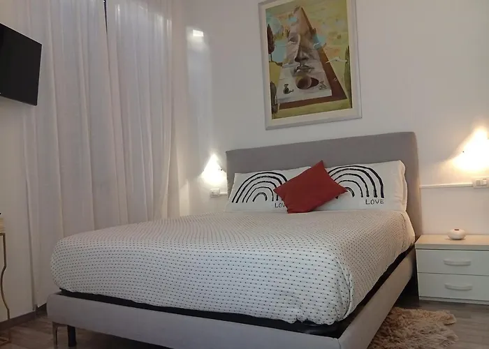 Covenate House Como